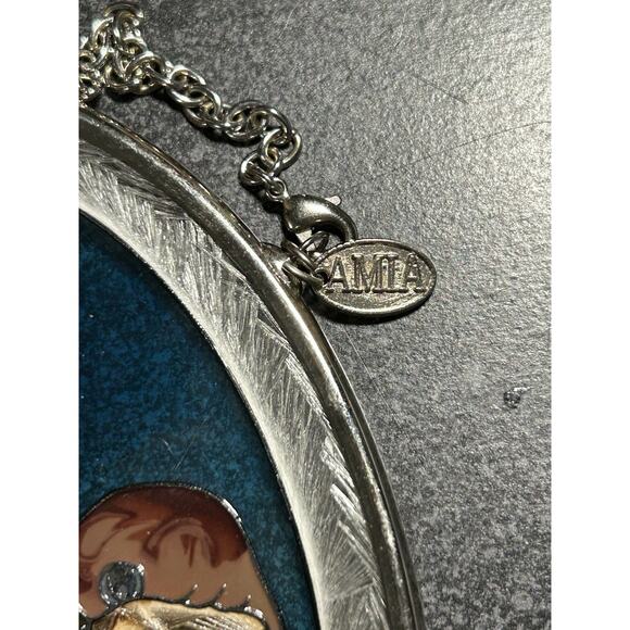 Cute Amia Painted Bird Sun Catcher. Measures 4.5” - Picture 3 of 3